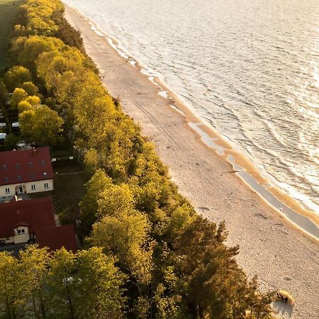 Nad Brzegiem Baltyku Hotel Sarbinowo Exterior photo