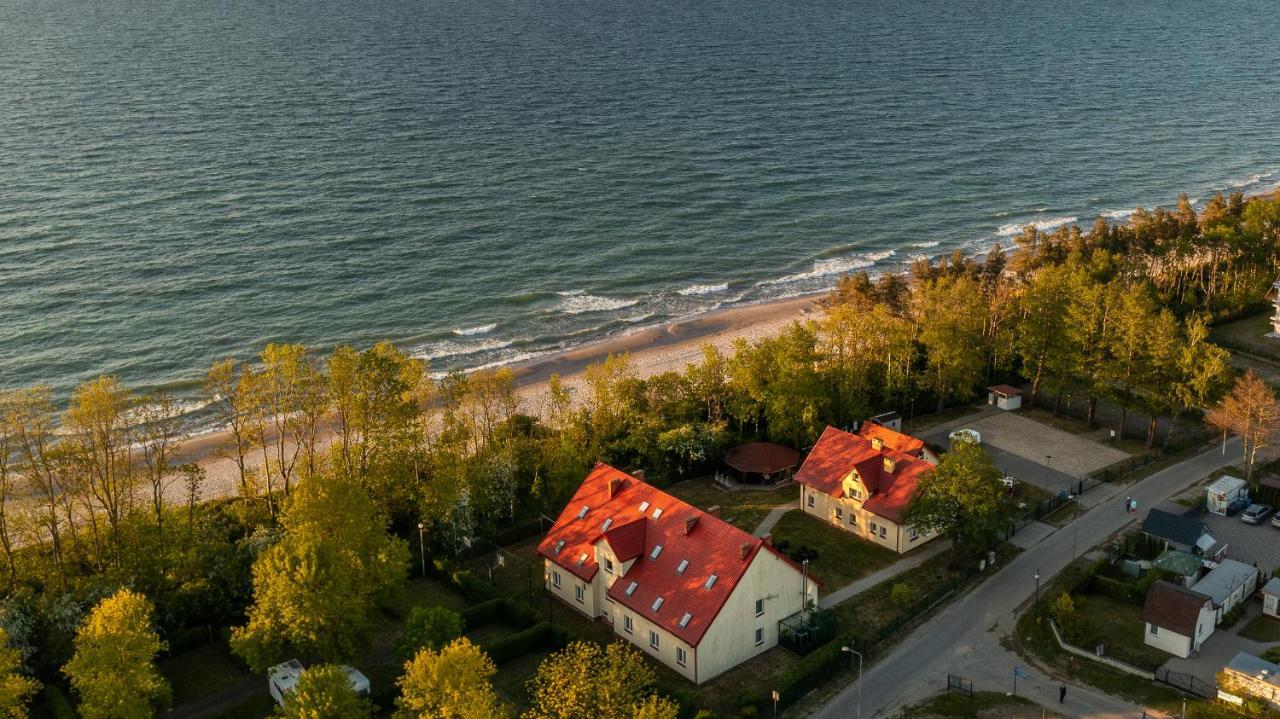 Nad Brzegiem Baltyku Hotel Sarbinowo Exterior photo