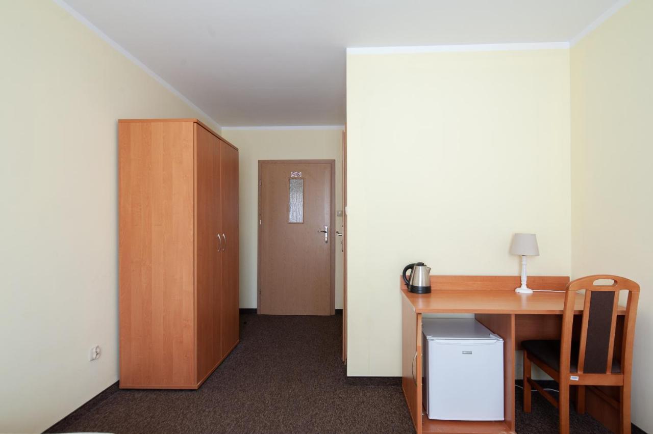Nad Brzegiem Baltyku Hotel Sarbinowo Exterior photo